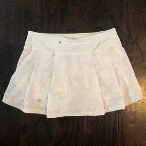 White lululemon skirt
